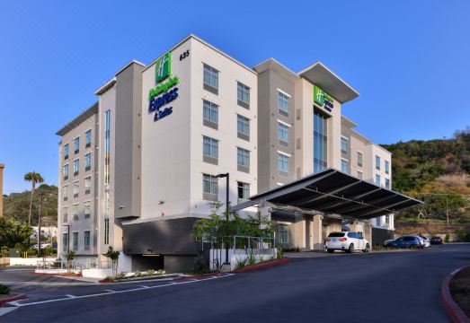 Holiday Inn Express u0026 Suites San Diego - Mission Valley, an IHG Hotel-San  Diego Updated 2023 Room Price-Reviews u0026 Deals | Trip.com