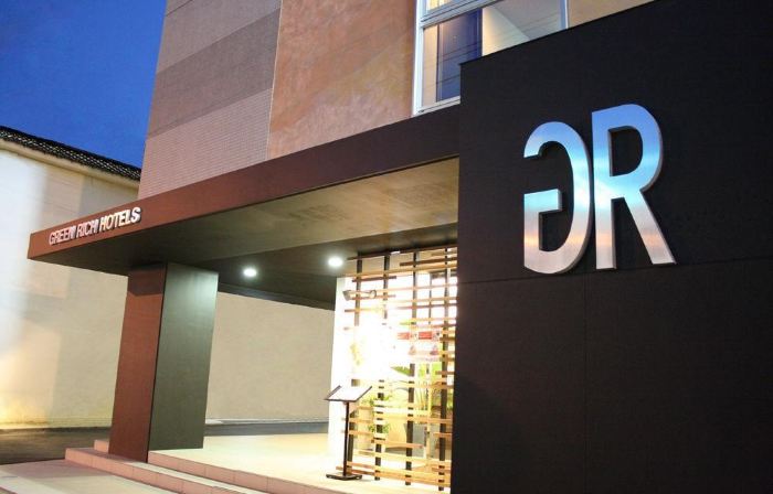 Green Rich Hotel Tosu Ekimae