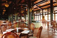 Lang Co Beach Resort