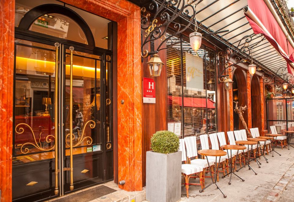 4. 호텔 유럽 생 ..