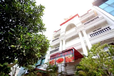 RedDoorz Plus @ Guntur Raya Setiabudi Hotel di Jakarta Selatan