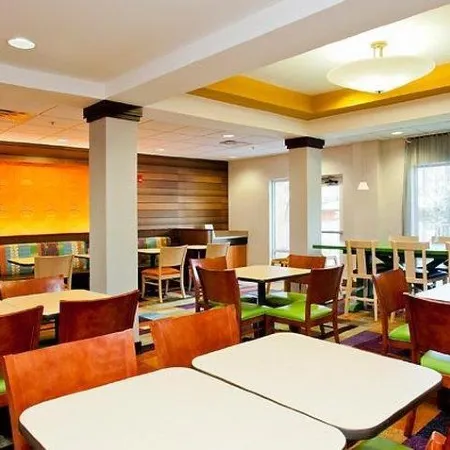 Fairfield Inn & Suites San Francisco Airport/Millbrae