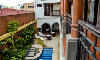 Hotel Colonial - Housity