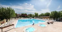 hu Roma Camping In Town - Rooftop Pools