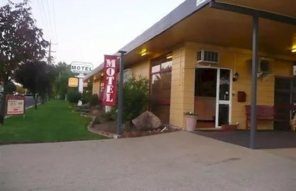 庫塔曼德拉花園汽車旅館