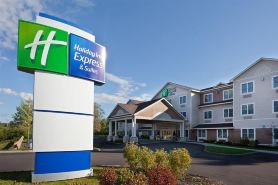 Holiday Inn Express & Suites TILTON - LAKES REGION by IHG