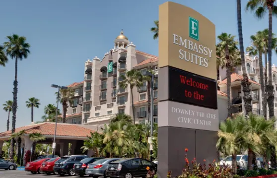 洛杉磯唐尼希爾頓安泊酒店