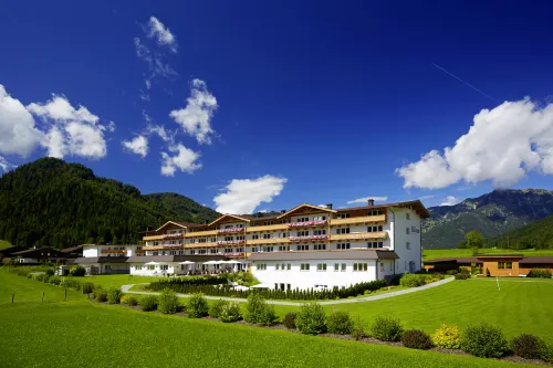 elaya hotel steinplatte, Trademark by Wyndham Hotels in Waidring