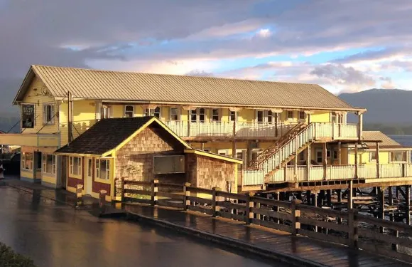 塞納河船屋賓館