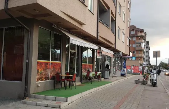 阿真特盧克斯旅館