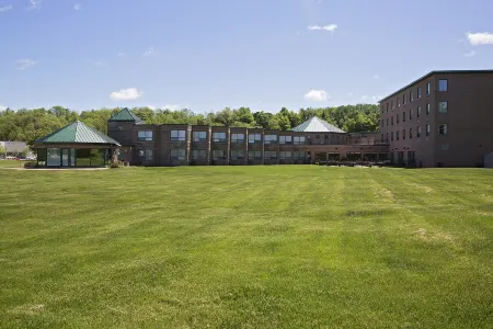 Best Western Inn on the Bay