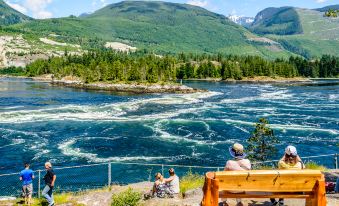 West Coast Wilderness Lodge