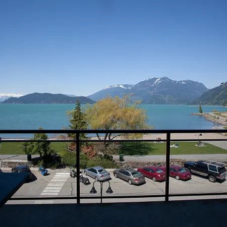 Harrison Beach Hotel