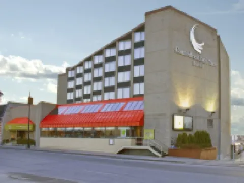 Confederation Place Hotel Hoteles en Kingston