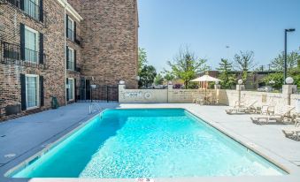 The Blu Hotel Blue Ash Cincinnati, Ascend Hotel Collection