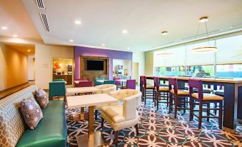 La Quinta Inn & Suites by Wyndham York