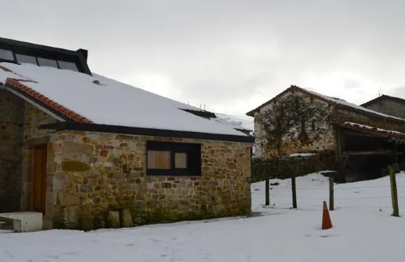 拉斯阿扎達斯鄉村民宿