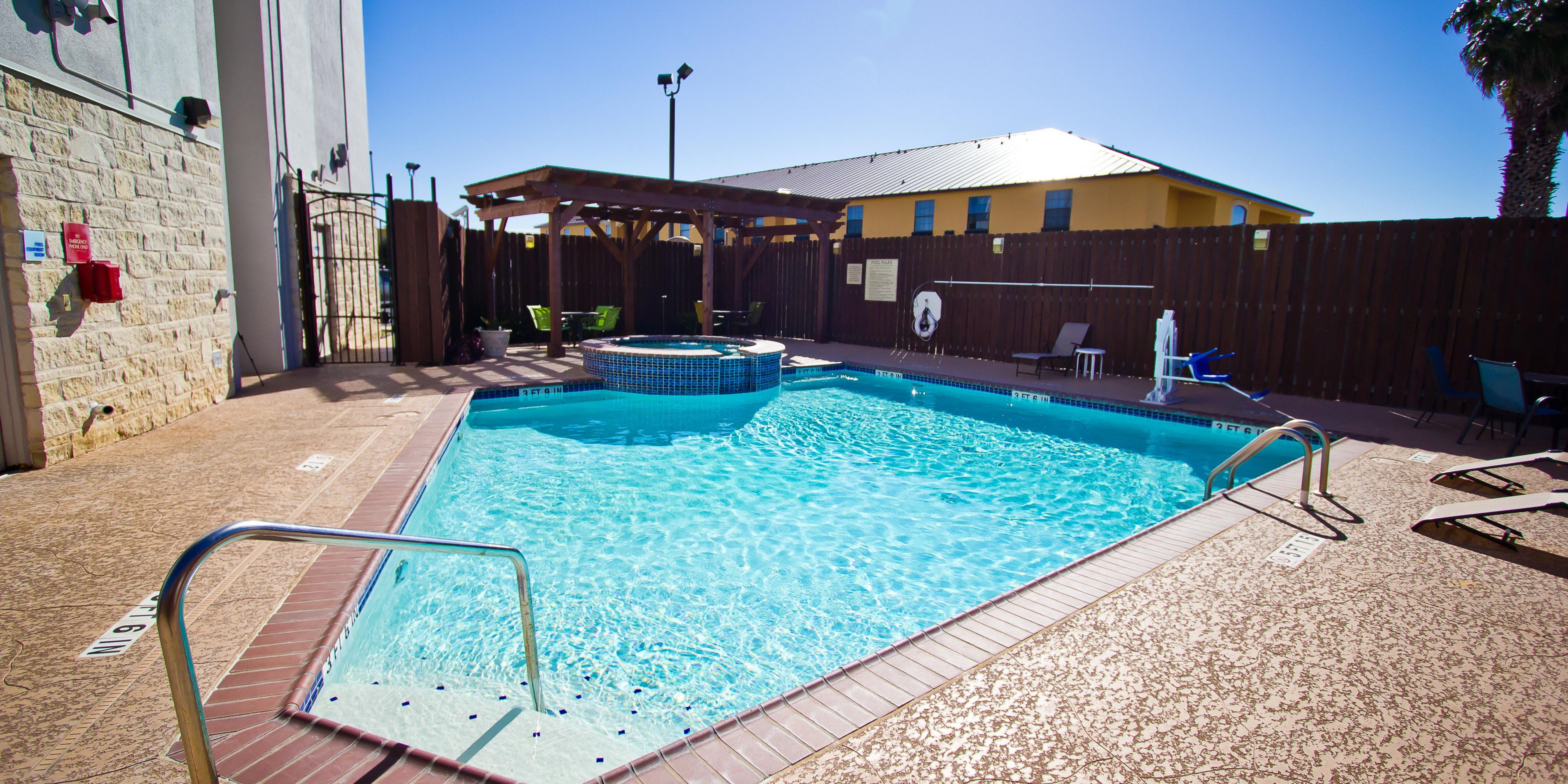 Holiday Inn Express Hotel and Suites Bastrop, an Ihg Hotel