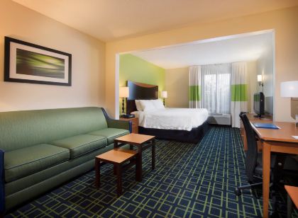 Fairfield Inn & Suites Charleston Airport/Convention Center