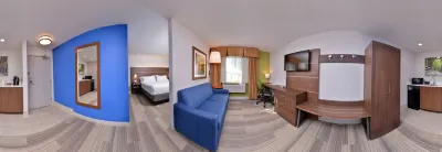 Holiday Inn Express & Suites Stevens Point