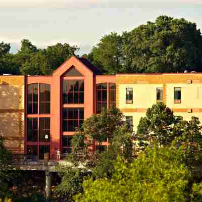 SpringHill Suites Lawrence Downtown Hotel Exterior