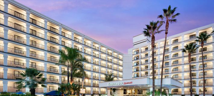 Fairfield Anaheim Resort Hotels in Anaheim