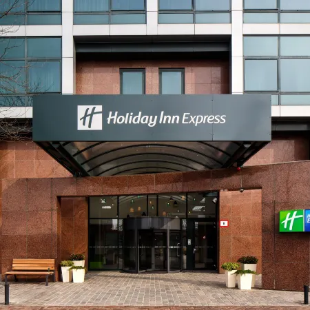 Holiday Inn Express AMSTERDAM - SLOTERDIJK STATION by IHG