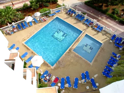 Hotel Tres Torres Các khách sạn gần Bus Station Santa Eularia