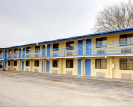 Motel 6 Waco, TX