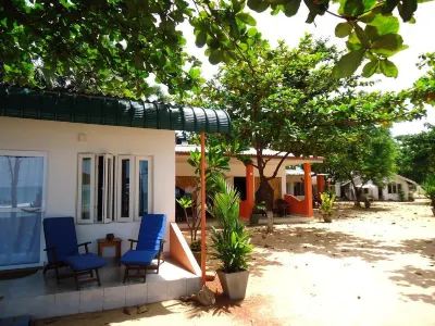 Golden Beach Cottages