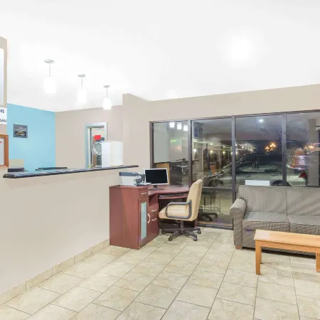 Hotel Express Anniston/Oxford