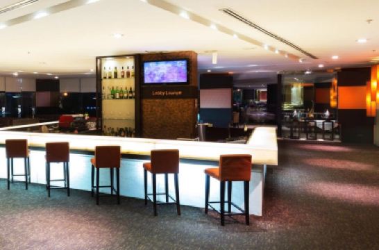 バー イースティン ホテル マッカサン バンコクの写真