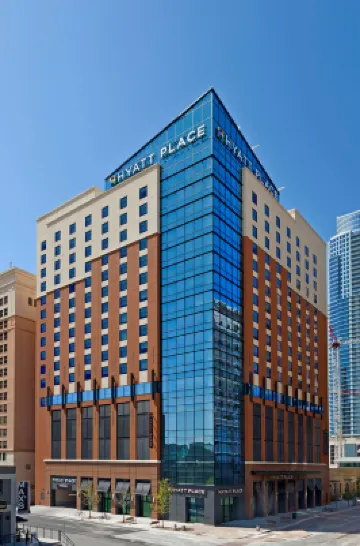 Hyatt Place Austin Downtown O. Henry Museum周辺のホテル