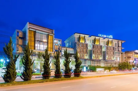 Grand Vista Hotel Chiangrai Отели рядом с достопримечательностью «Ночной базар на Чианг Рай»