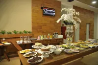 Hotel Maestro Premium Cascavel - พร้อมอาหารเช้า