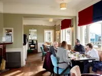 The George Hotel - breakfast
