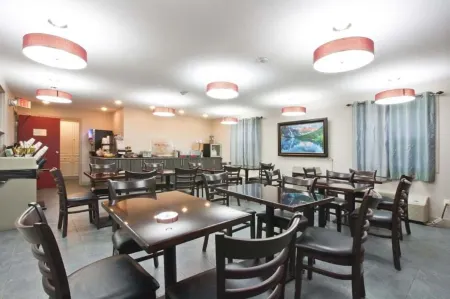 Travelodge by Wyndham Kindersley