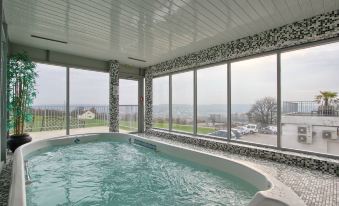 Best Western Ile De France Hotel & Spa