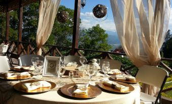 Altocerro Villas Hotel & Camping