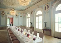 Hotel Schloss Neuhardenberg - breakfast