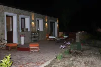 아그리투리스모 모나코 디 메초 Castellana Sicula 호텔