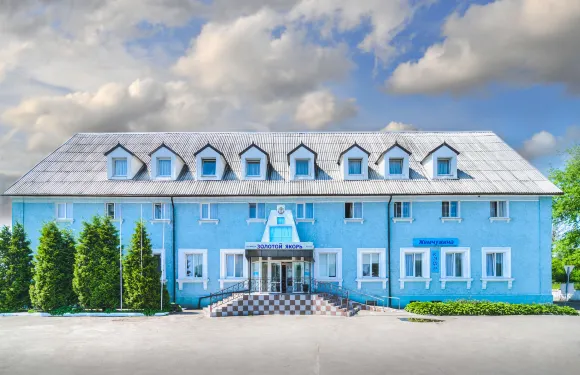 佐洛託伊雅酷爾酒店