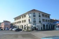 Ayvalık Palas Hotel Hôtels à : Fevzipasa-vehbibey Mahallesi