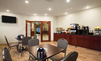 Ramada by Wyndham Edson