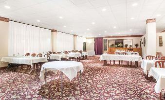 Best Western Plus Clarks Summit Scranton
