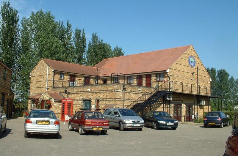 Gründen Klassifizieren Komplikationen trout road west drayton