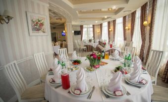 Sofievsky Posad Hotel