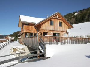 Chalet in Hohentauern with in House Wellness