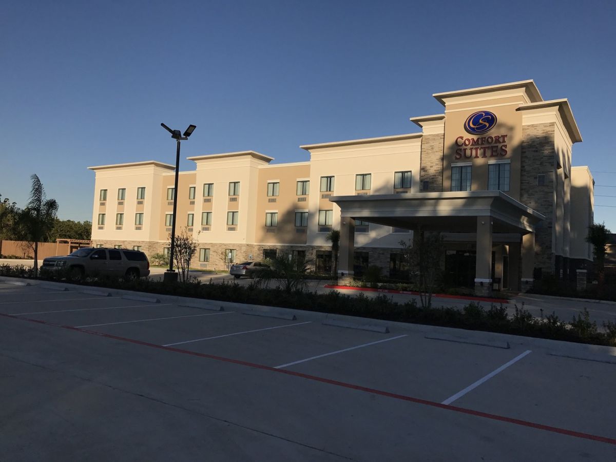 Comfort Suites Houston I-45 North