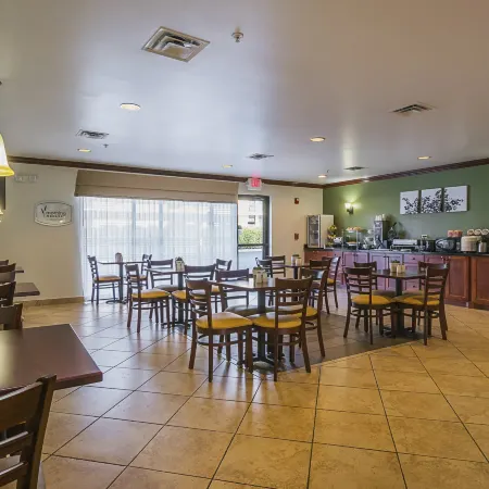 Sleep Inn & Suites
